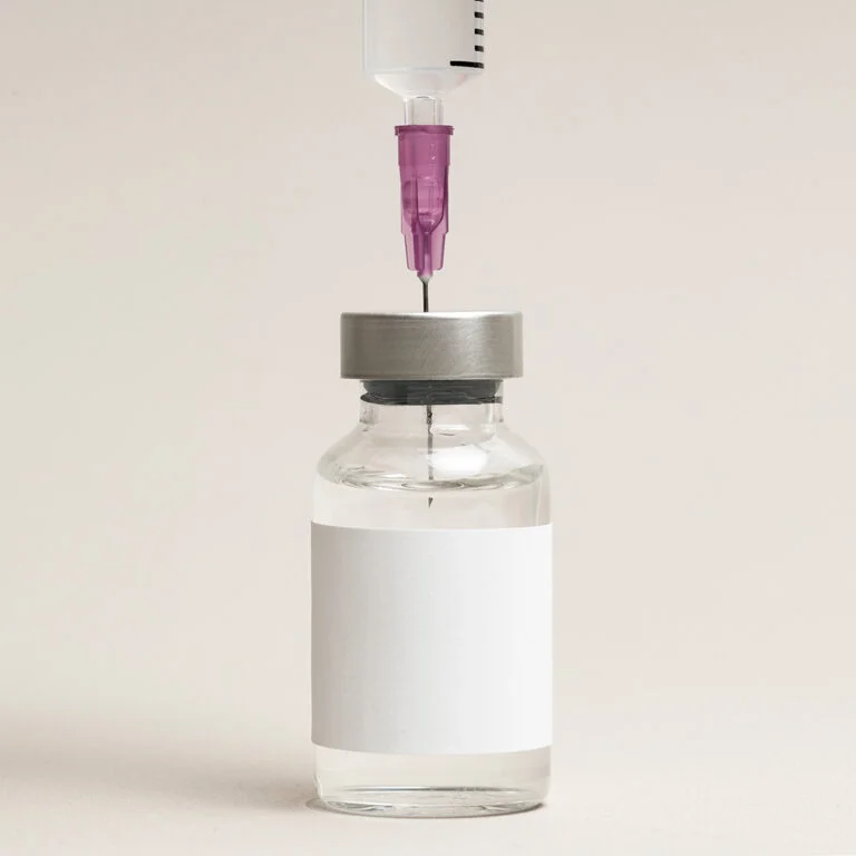 Frasco de toxina botulínica com seringa